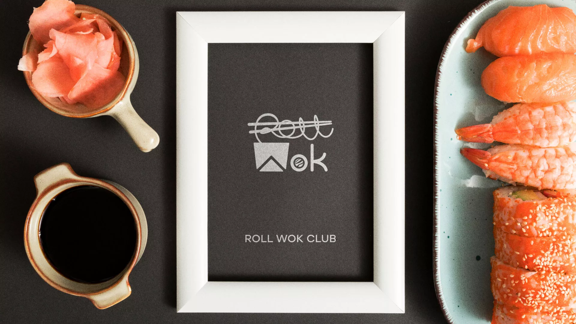 Разработка логотипа суши-бара «Roll Wok Club» в Кяхте