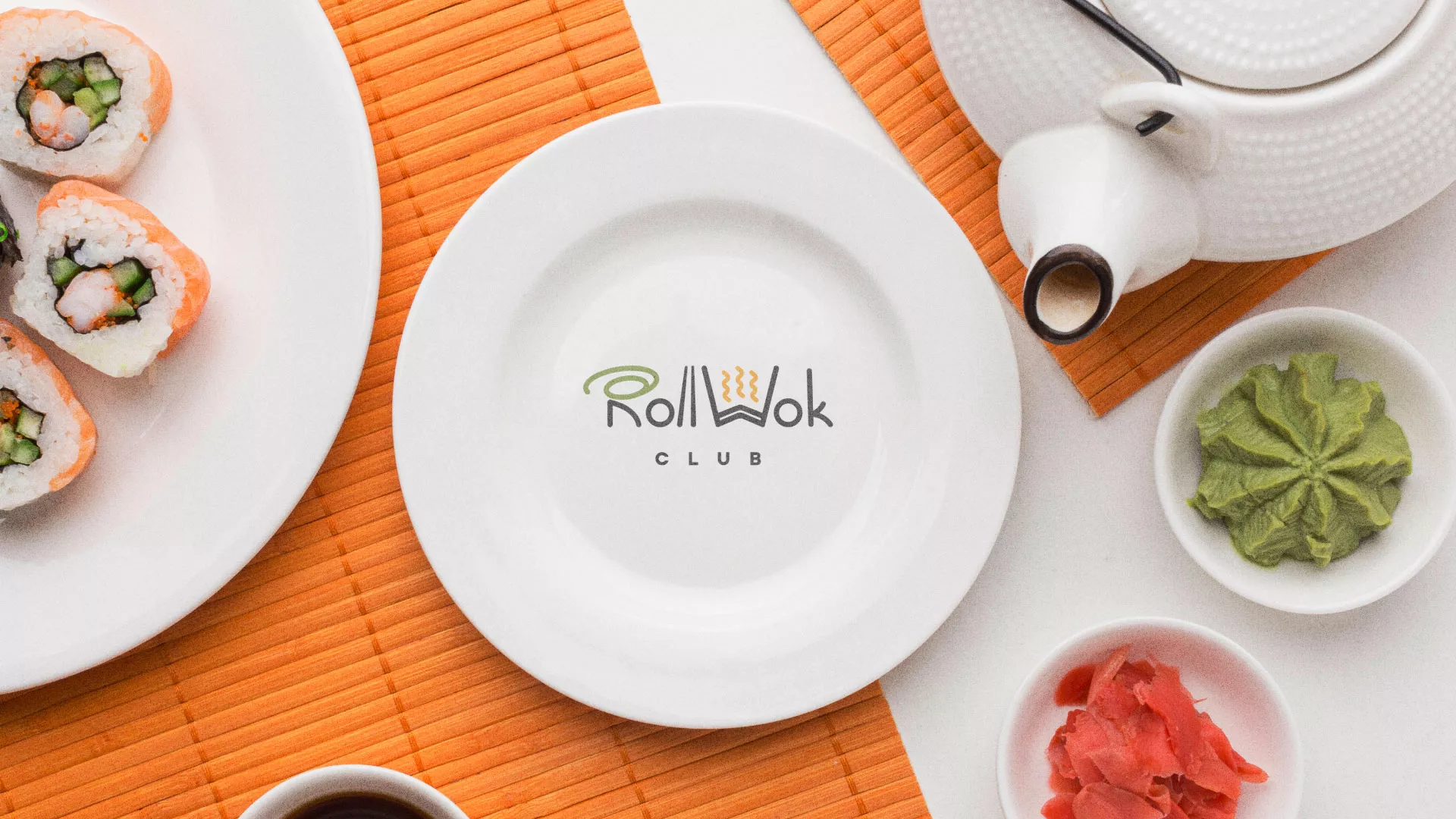 Разработка логотипа и фирменного стиля в Кяхте для суши-бара «Roll Wok Club» Разработка логотипа и фирменного стиля в Кяхте для суши-бара «Roll Wok Club»